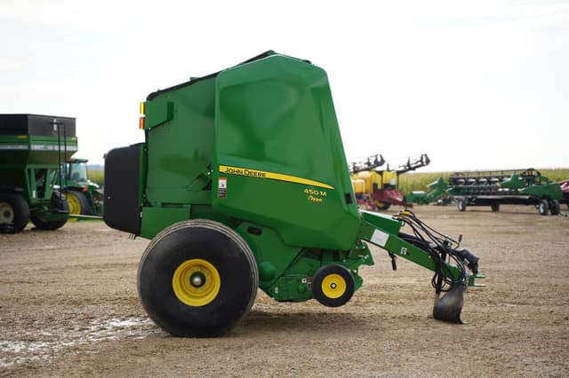 Image of John Deere 450M equipment image 3