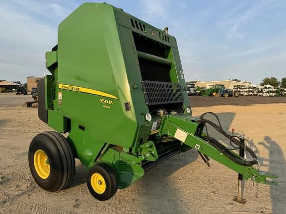 Image of John Deere 450M Silage equipment image 2