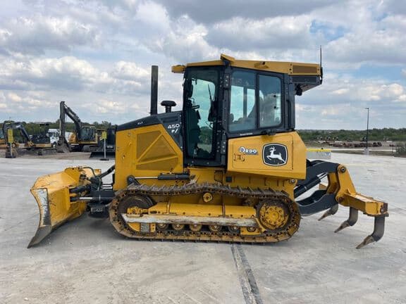 Image of John Deere 450P equipment image 1