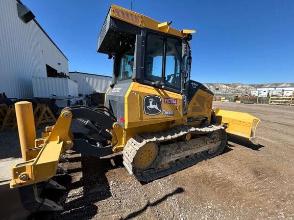 Image of John Deere 450P equipment image 3