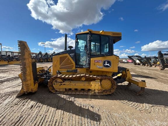 Image of John Deere 450P XLT equipment image 1