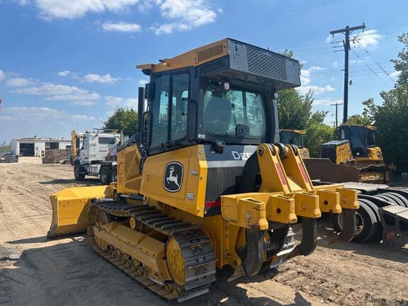 Image of John Deere 450P XLT equipment image 4