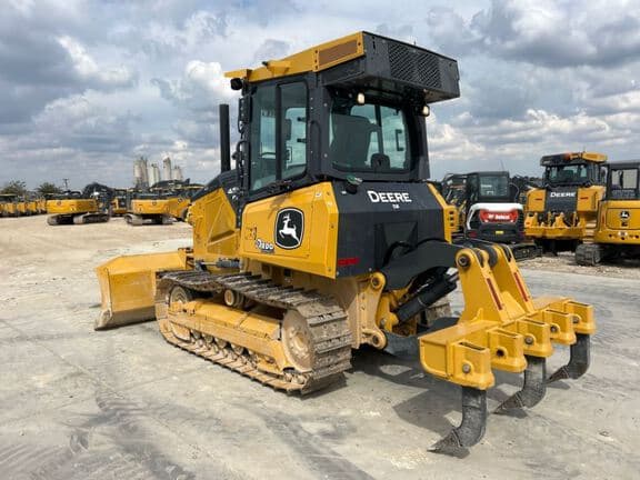 Image of John Deere 450P equipment image 2