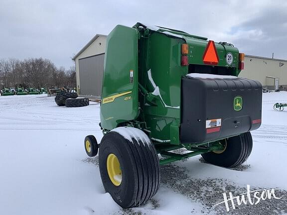 Image of John Deere 451M equipment image 3