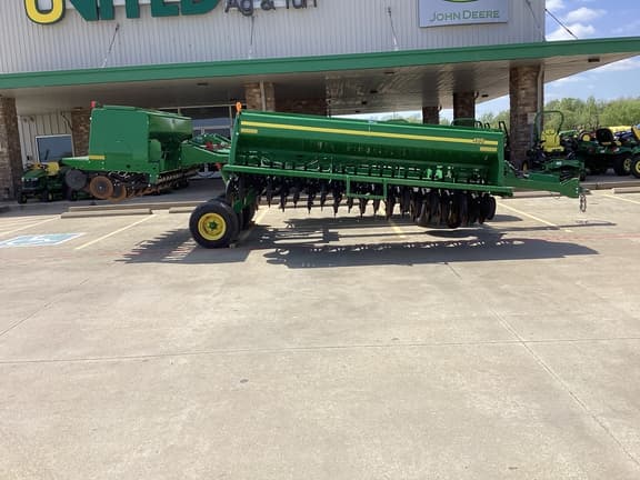 Image of John Deere 455 equipment image 3