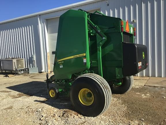 Image of John Deere 460M Silage equipment image 1