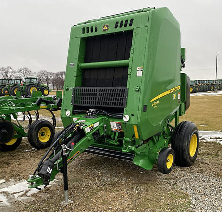 Image of John Deere 460M Silage equipment image 1