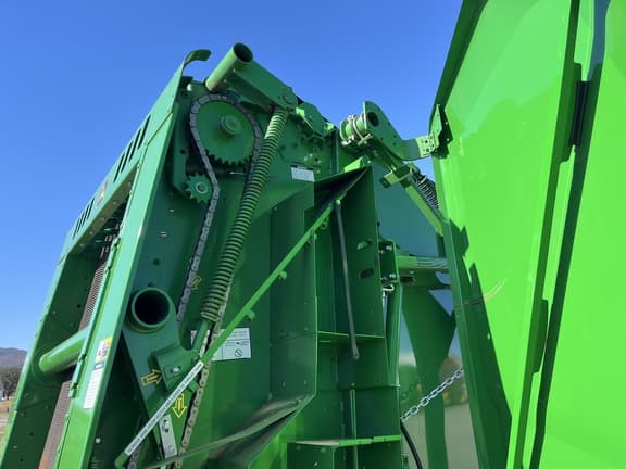 Image of John Deere 460M equipment image 4