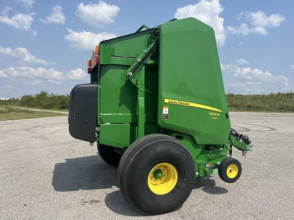 Image of John Deere 460M Silage equipment image 1