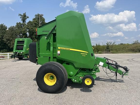 Image of John Deere 460M Silage equipment image 2