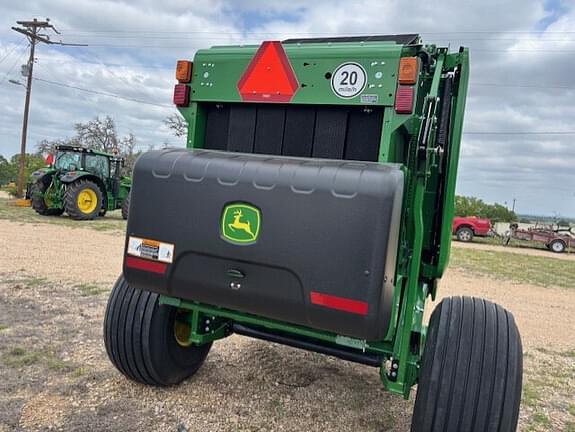 Image of John Deere 460M equipment image 4