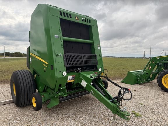 Image of John Deere 460M Silage equipment image 1