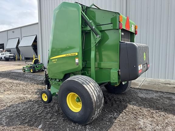 Image of John Deere 460M Silage equipment image 2