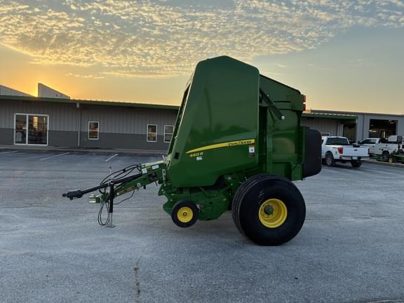 Image of John Deere 460R equipment image 1