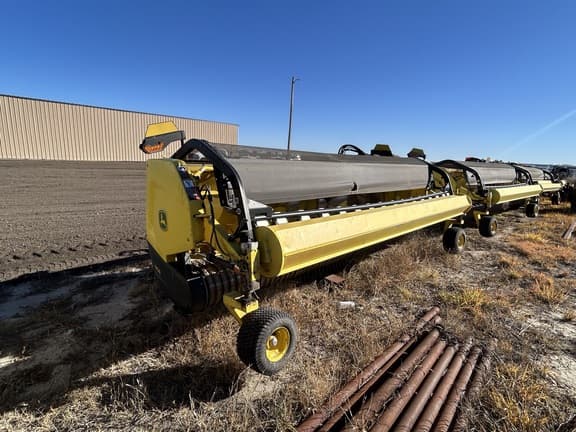 Image of John Deere 46R equipment image 1