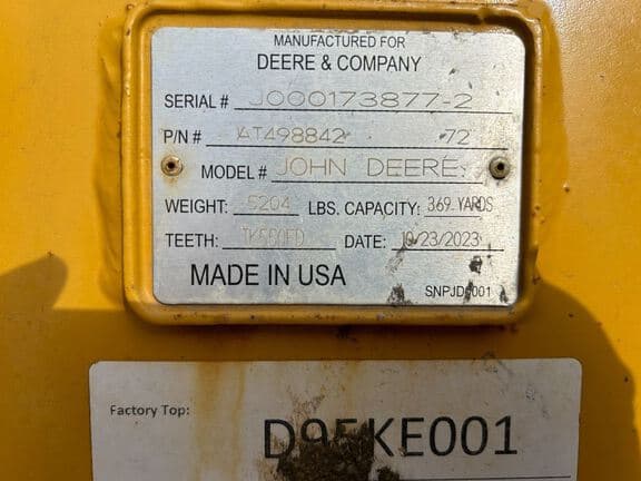 Image of John Deere Excavator Bucket equipment image 2
