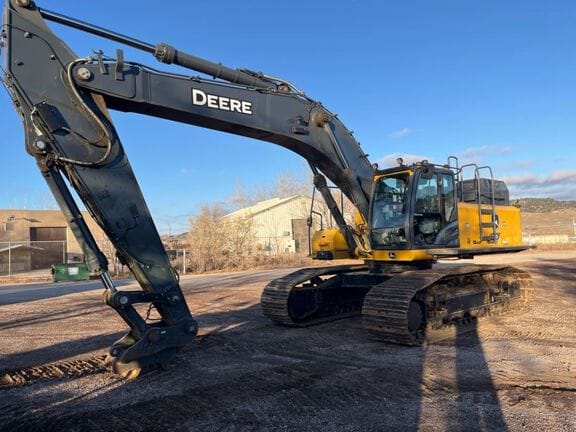 2023 John Deere 470P Equipment Image0