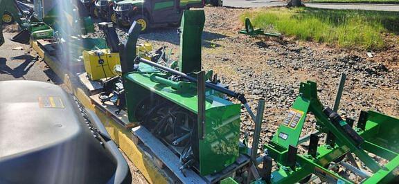 Image of John Deere 47" Snow Blower Primary image