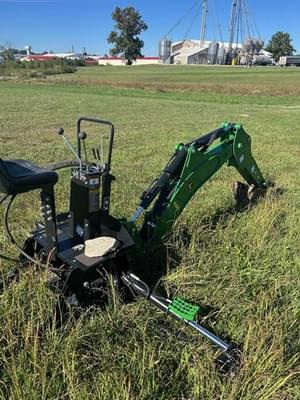 2023 John Deere 485 Image