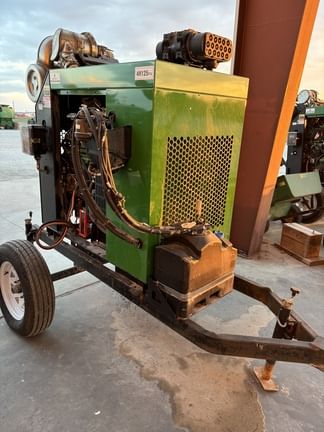 2023 John Deere 4T125 Equipment Image0