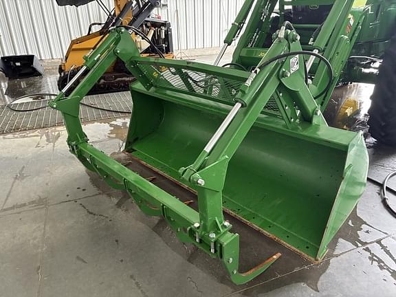Image of John Deere Grapple Primary image
