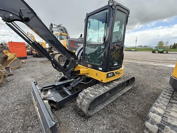 Image of John Deere 50P equipment image 2