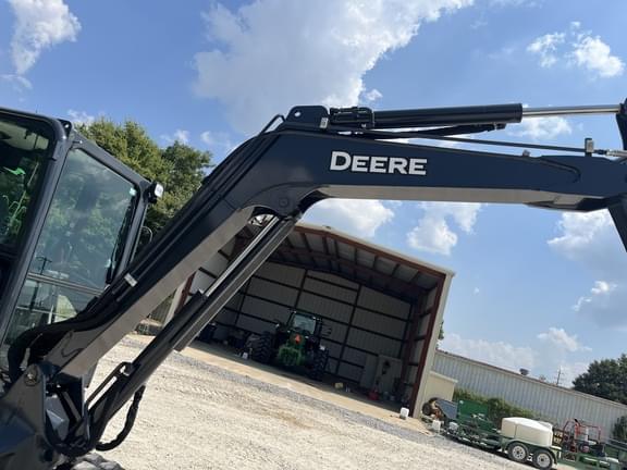 Image of John Deere 50P equipment image 4