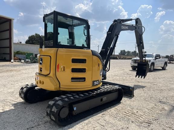 Image of John Deere 50P equipment image 4