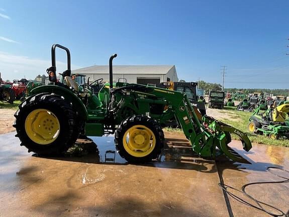 Image of John Deere 5045E equipment image 1