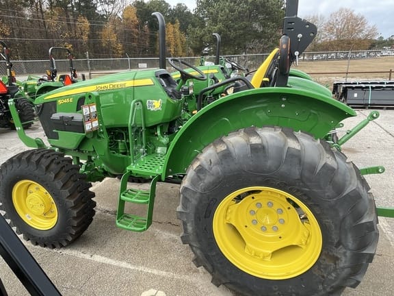 Main image John Deere 5045E