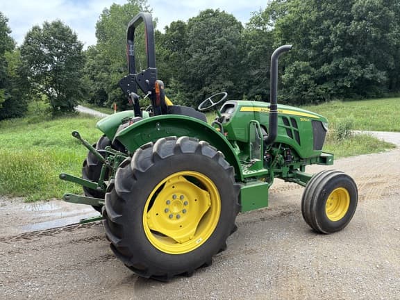 Image of John Deere 5050E equipment image 1