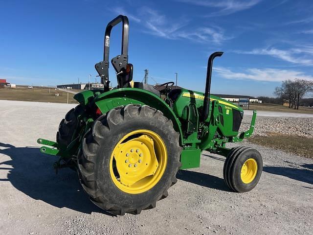 Image of John Deere 5050E equipment image 1