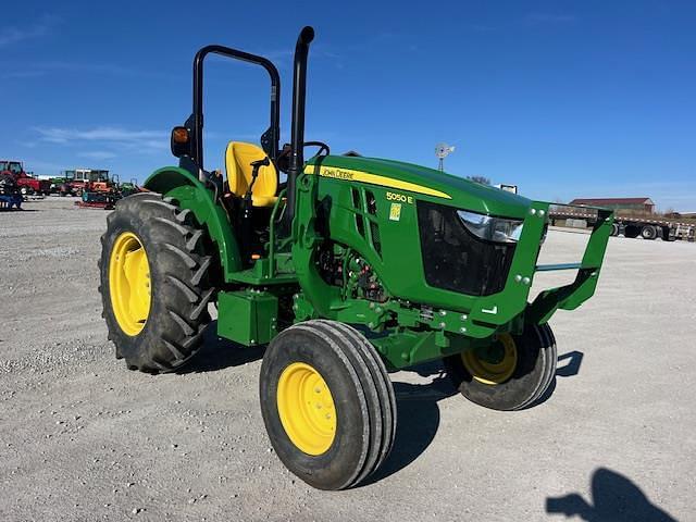 Image of John Deere 5050E Primary image