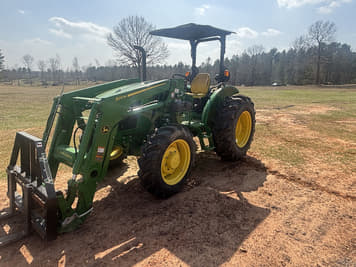 Main image John Deere 5050E