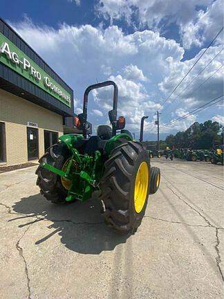 Image of John Deere 5050E equipment image 2