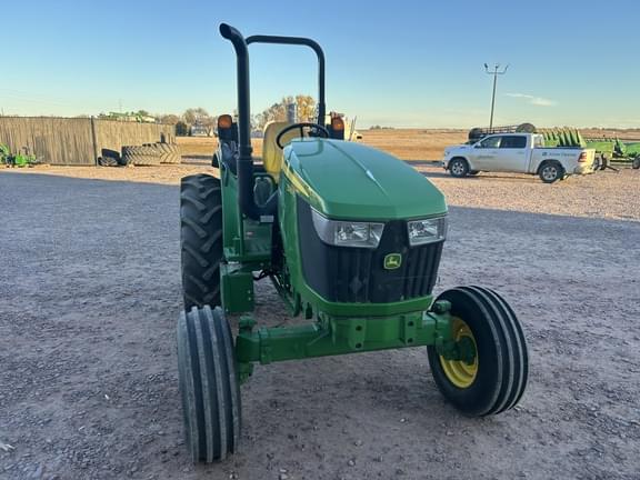 Image of John Deere 5050E equipment image 4