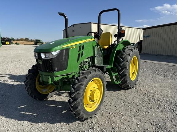 Image of John Deere 5050E equipment image 1