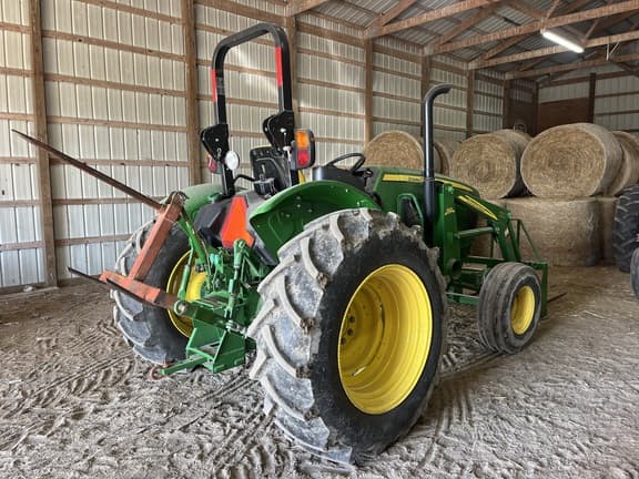 Image of John Deere 5050E equipment image 3