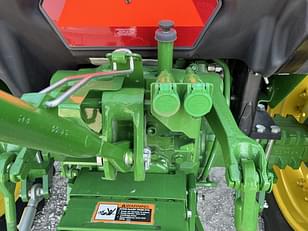 Main image John Deere 5050E 7