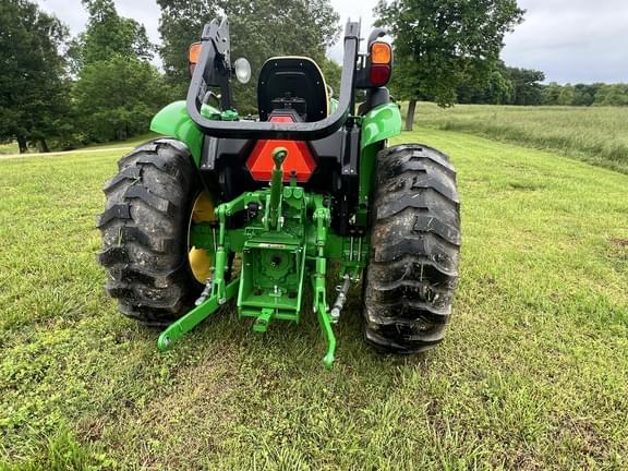 Image of John Deere 5050E equipment image 3