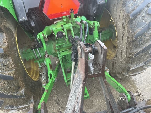 Image of John Deere 5050E Image 1