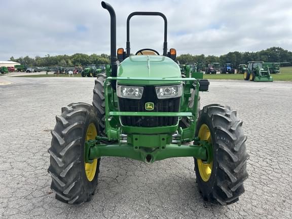 Image of John Deere 5050E equipment image 2