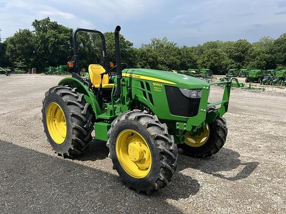 Image of John Deere 5050E Primary image