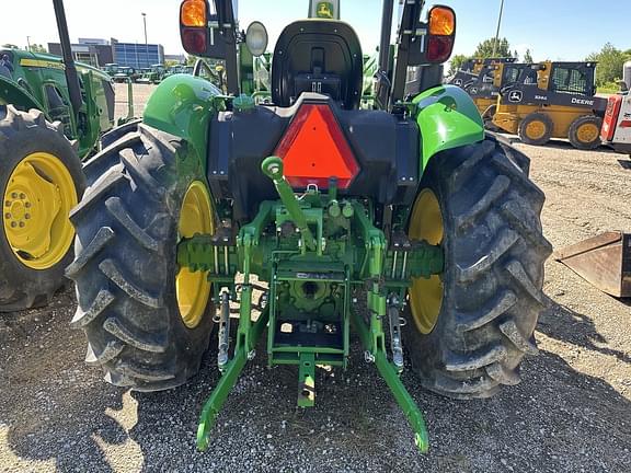 Image of John Deere 5050E equipment image 4