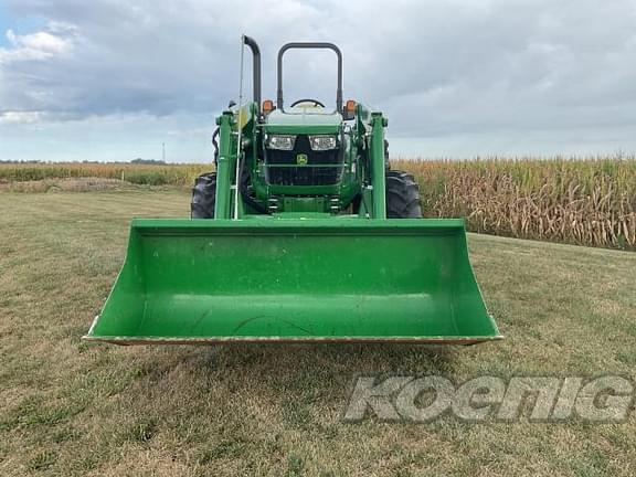 Image of John Deere 5050E equipment image 4