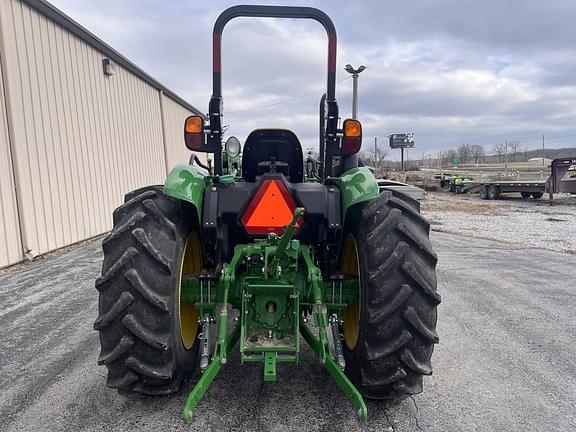 Image of John Deere 5050E equipment image 2