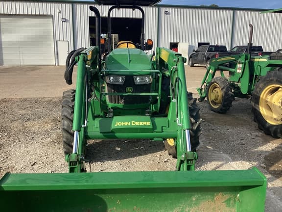 Image of John Deere 5050E equipment image 2