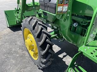 Main image John Deere 5050E 5