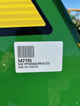 Image of John Deere 5050E equipment image 3