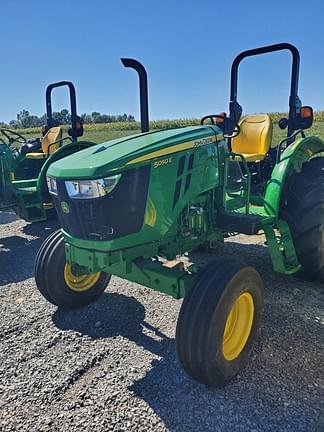 Image of John Deere 5050E equipment image 4